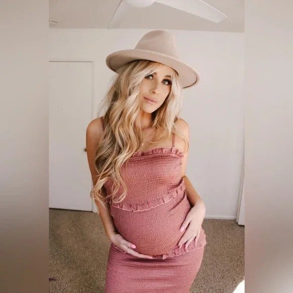 PinkBlush satin smocked bodycon midi dress nwot - Picture 9 of 15